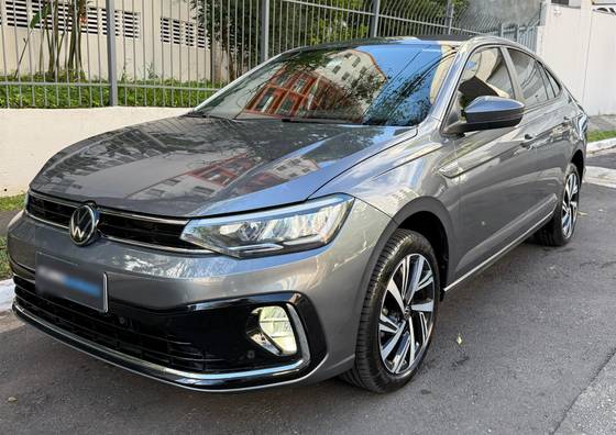 VOLKSWAGEN VIRTUS 1.0 200 TSI HIGHLINE AUTOMÁTICO